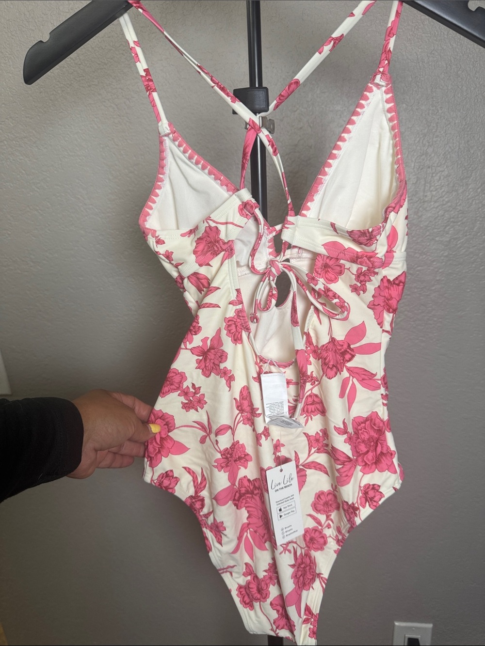 Cupshe Pink Floral One-Piece Swimsuit - Picture 11 of 12